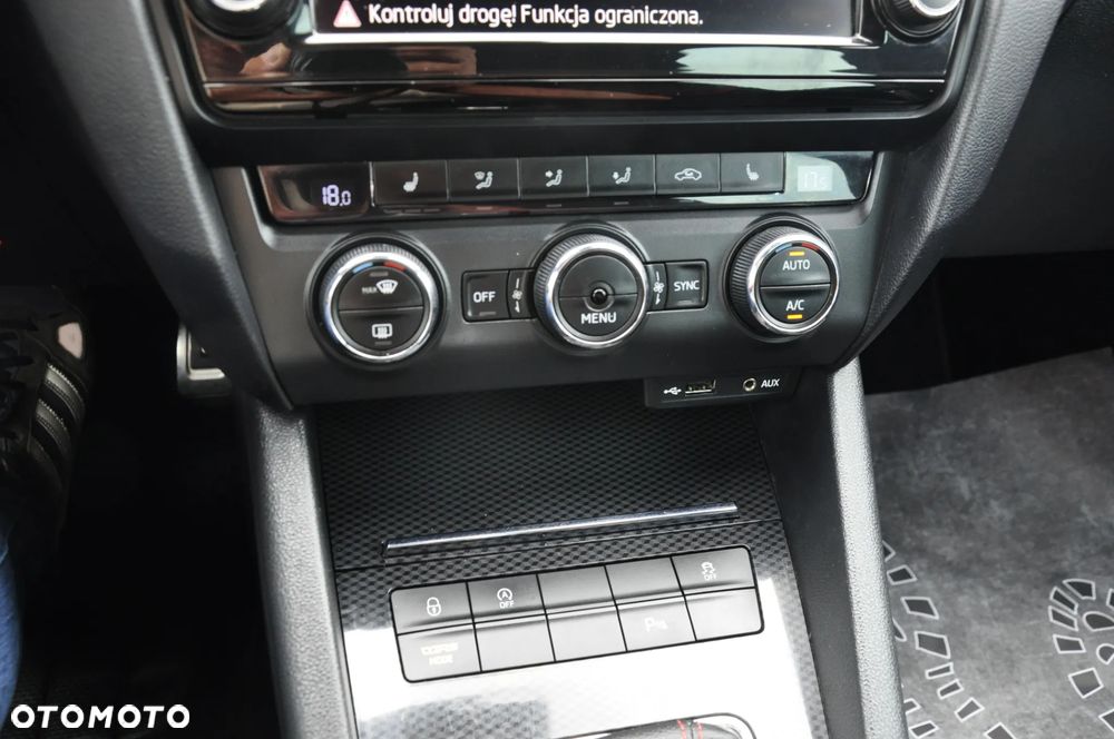 Skoda Octavia 2.0 TDI DSG RS - 14