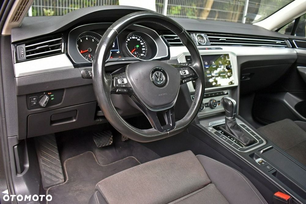 Volkswagen Passat Variant 1.8 TSI BMT Comfortline DSG - 9