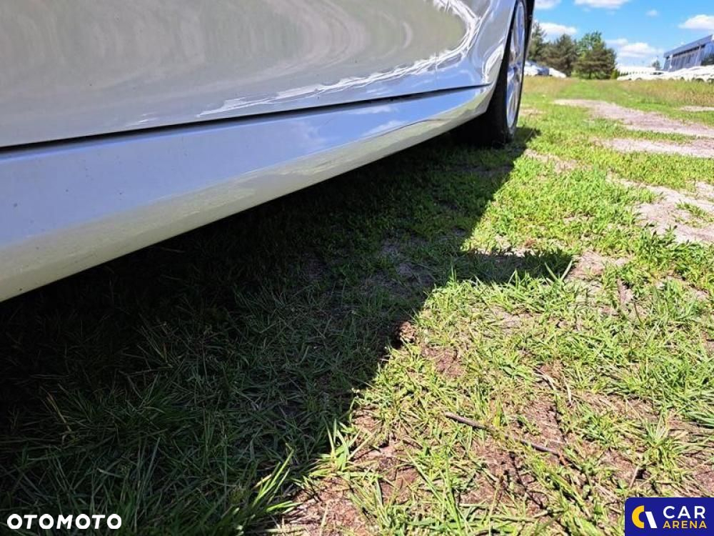 Toyota Camry - 28