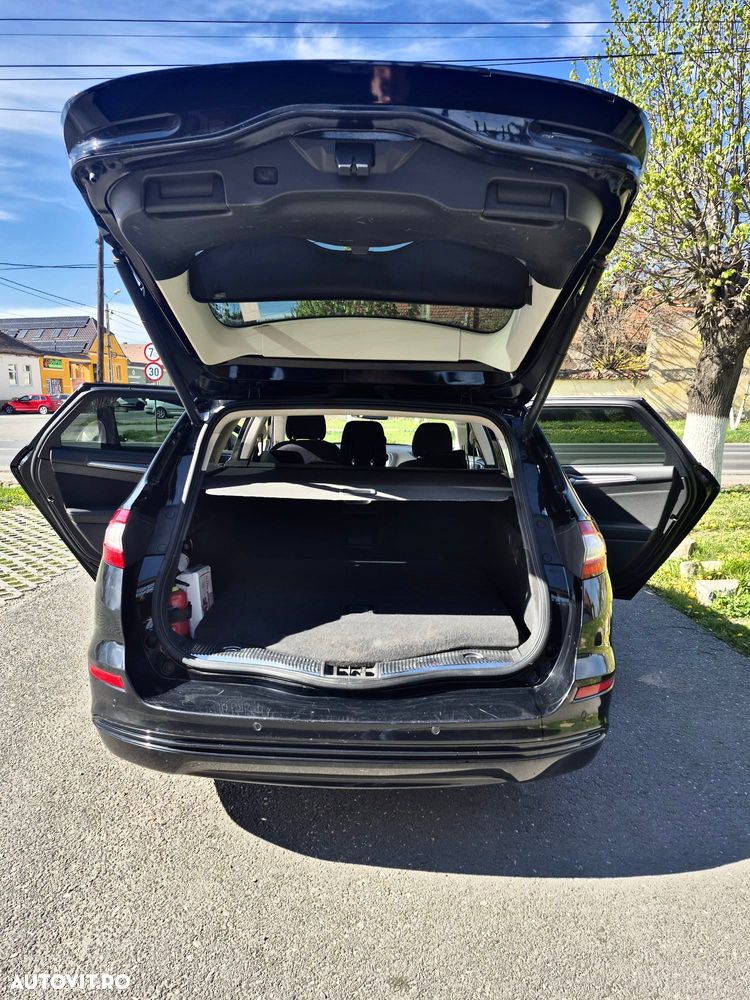 Ford Mondeo 2.0 TDCI PowerShift Titanium - 15