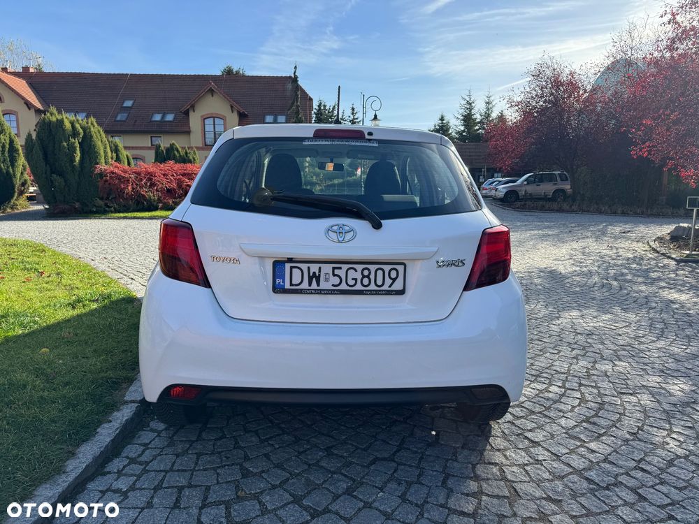 Toyota Yaris 1.33 Active EU6 - 6