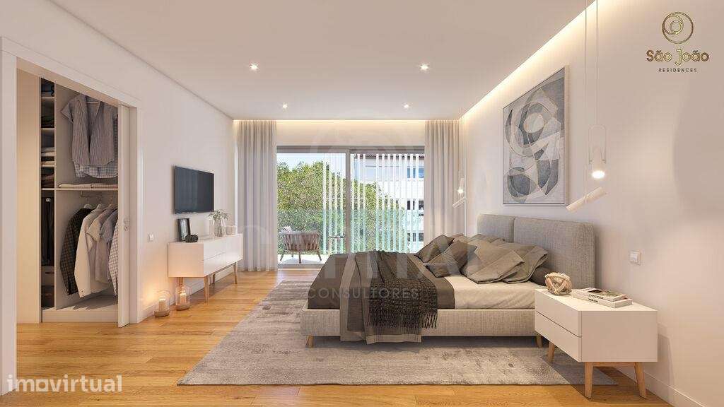 T4 ESPAÇOSO EM S.JOAO DO ESTORIL - Grande imagem: 4/37