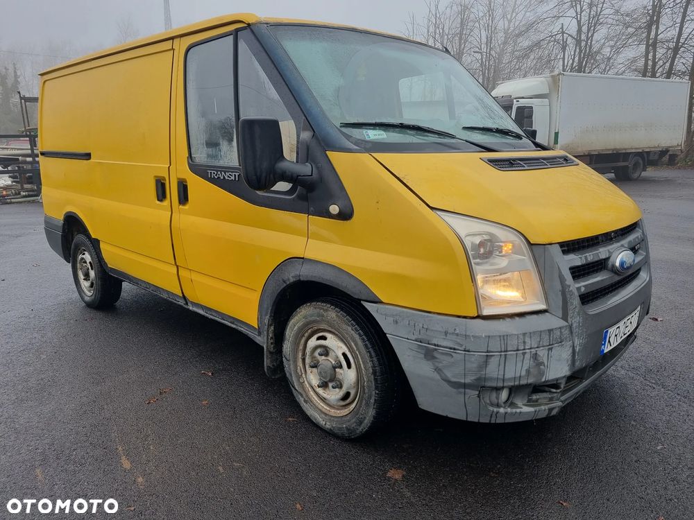 Ford Transit - 3