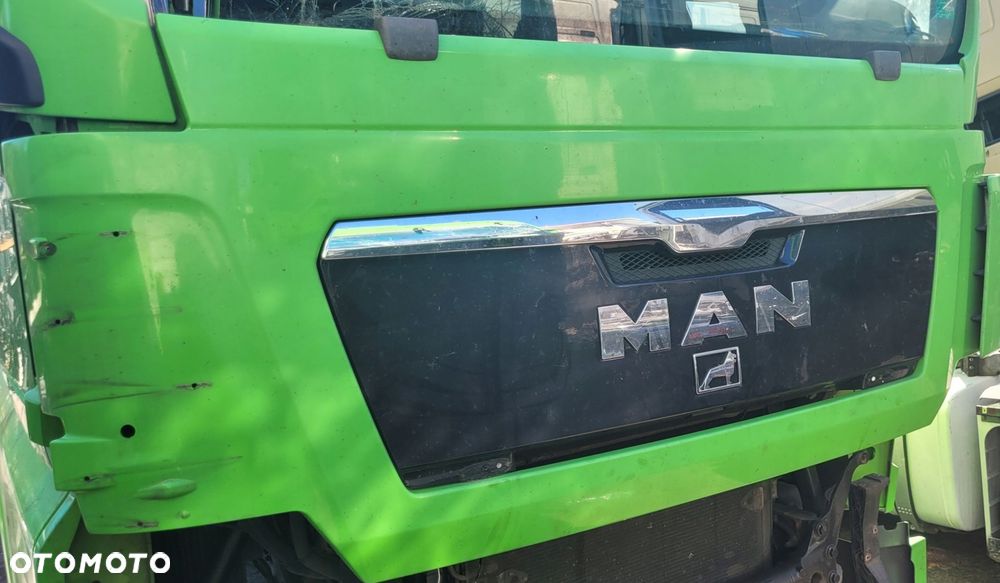 KOMPLETNA MASKA MAN TGX EURO 5 KOMPLETNA - 2