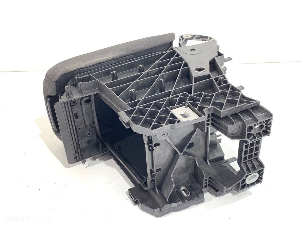 PODŁOKIETNIK  VW GOLF VII (5G1, BQ1, BE1, BE2) 2012 - 2022 e-Golf 85 kW [115 KM] elektryczny 2014 - - 4