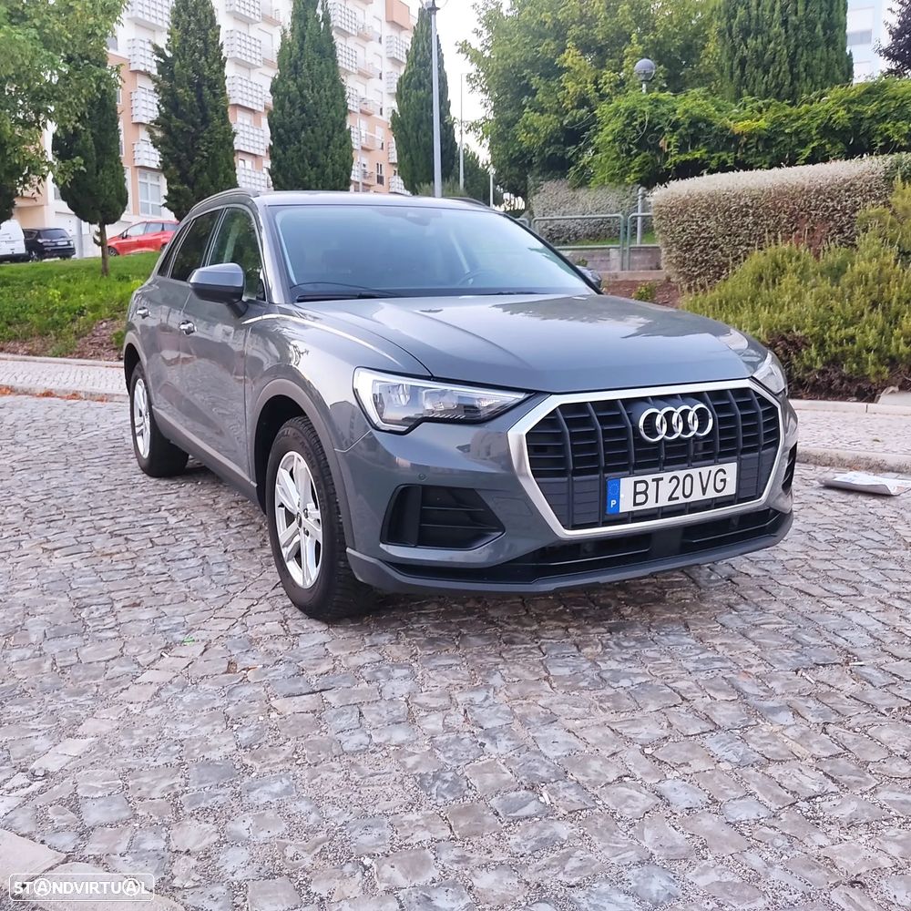 Audi Q3 45 TFSIe S tronic - 1