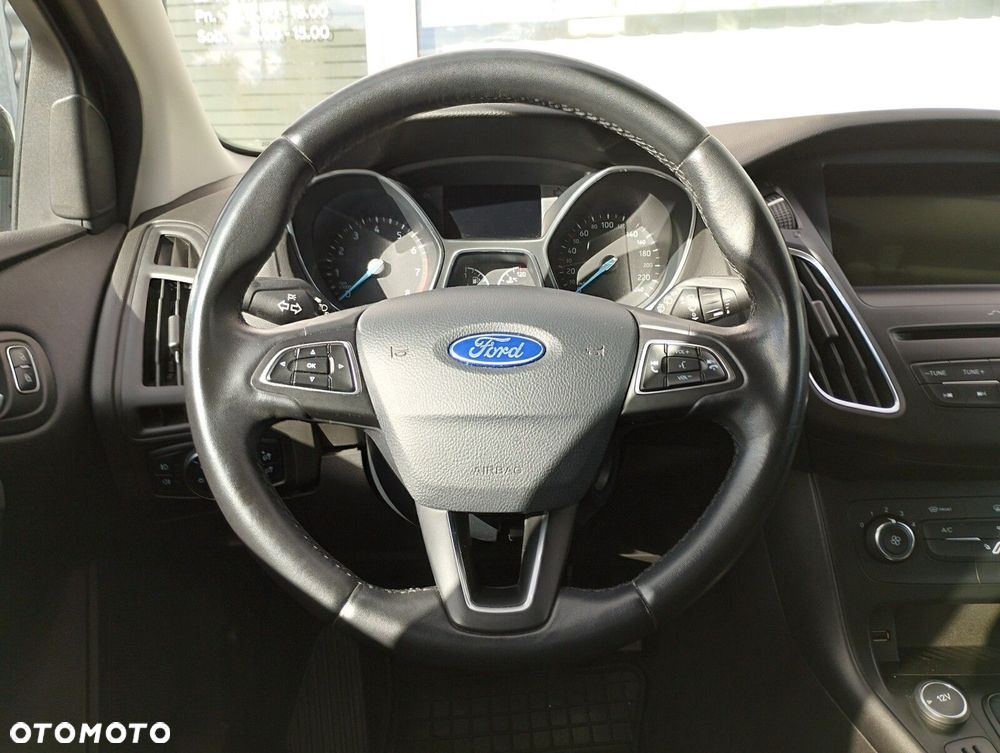 Ford Focus 1.6 Trend Sport - 4
