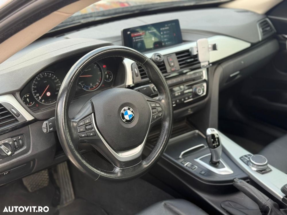 BMW Seria 3 320d xDrive AT - 9