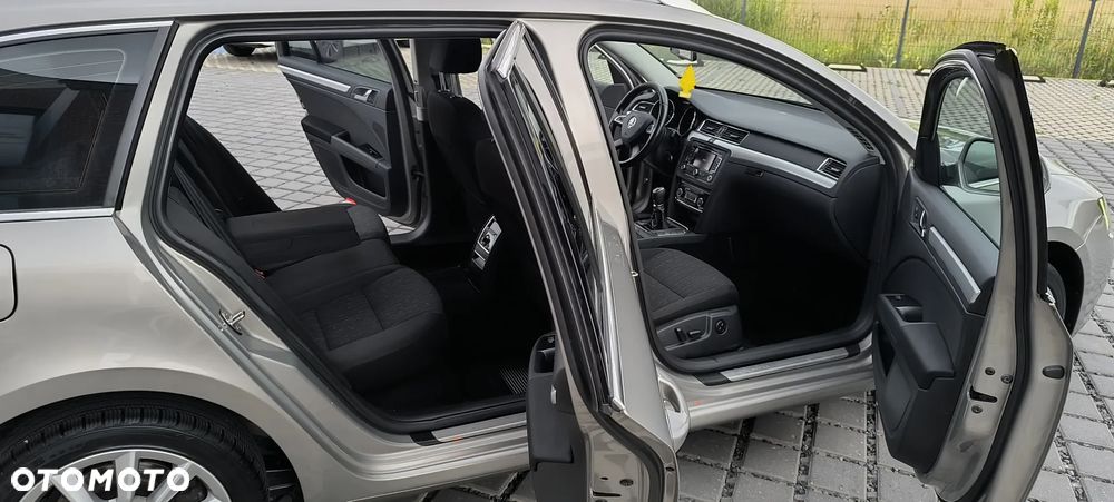 Skoda Superb 1.6 TDI Elegance Greenline - 38