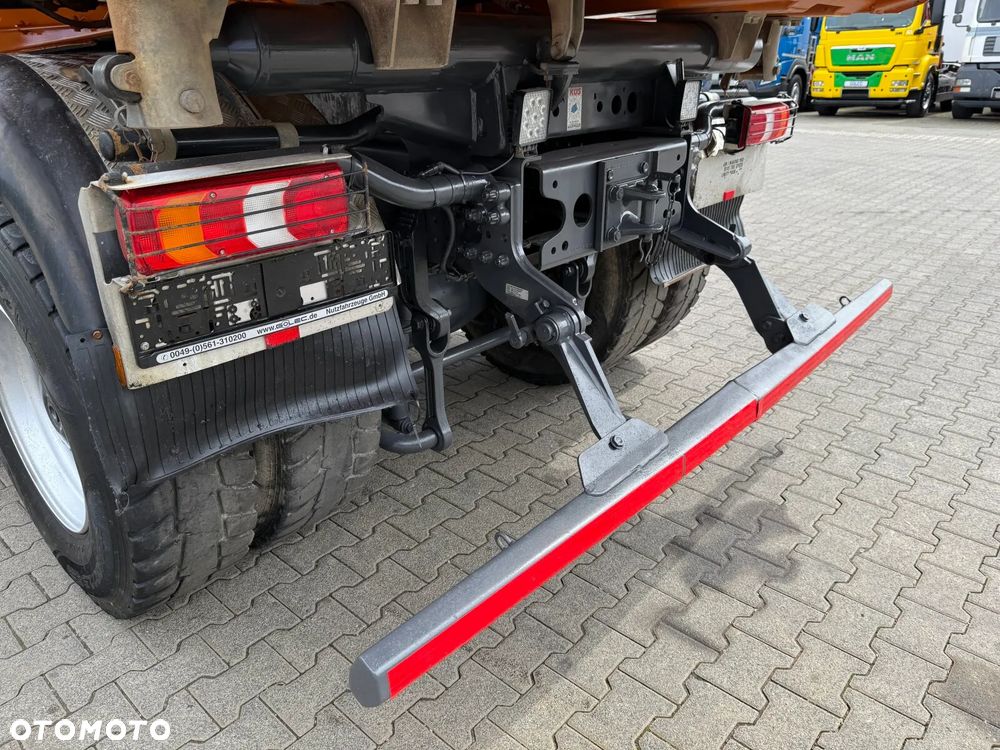 Mercedes-Benz AROCS 3246 8x4 EURO6 WYWROTKA TRÓJSTRONNA Z BORDMATIKIEM - 24