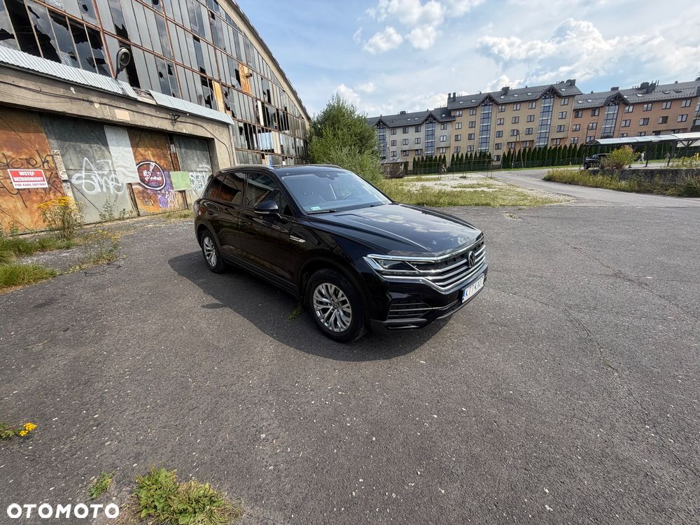 Volkswagen Touareg - 9