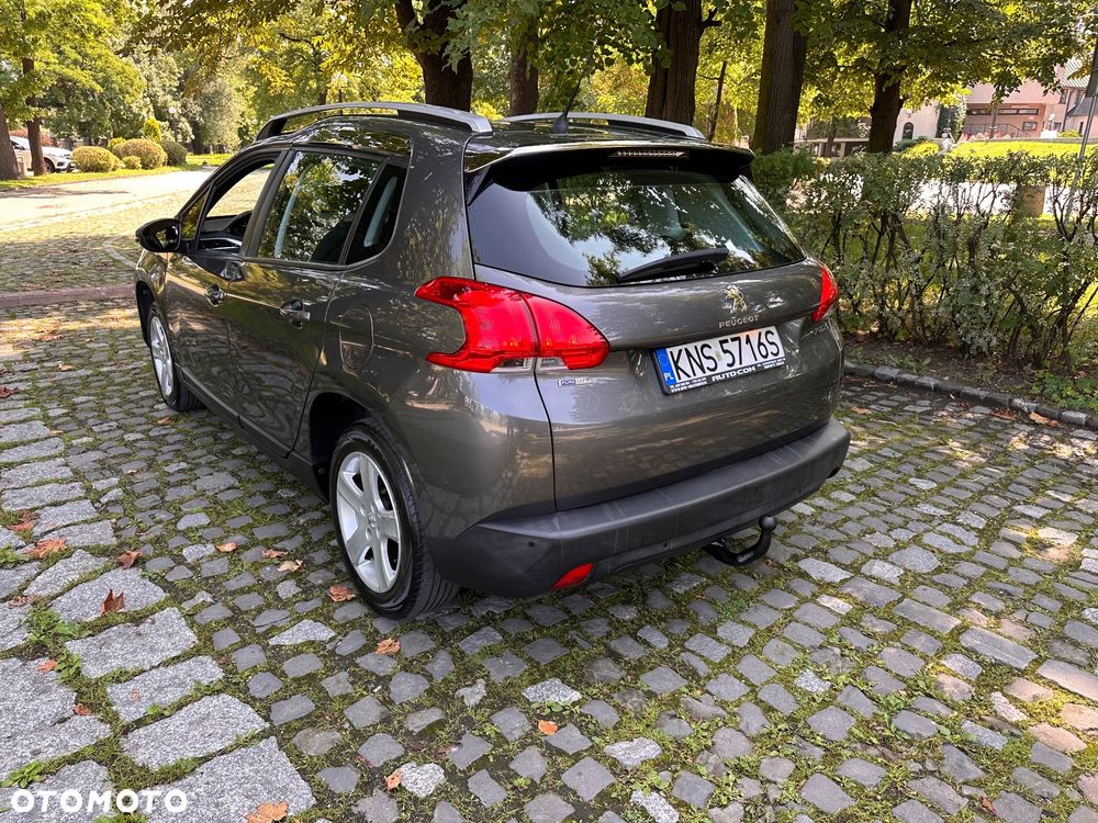 Peugeot 2008 1.2 Pure Tech Active S&S - 4