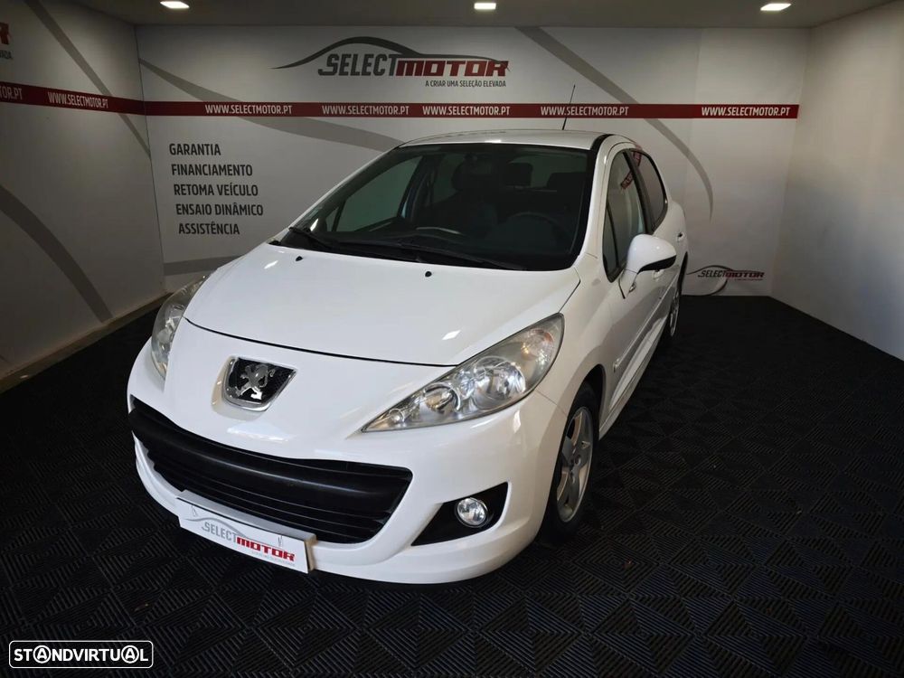 Peugeot 207 1.4 HDi Urban - 1