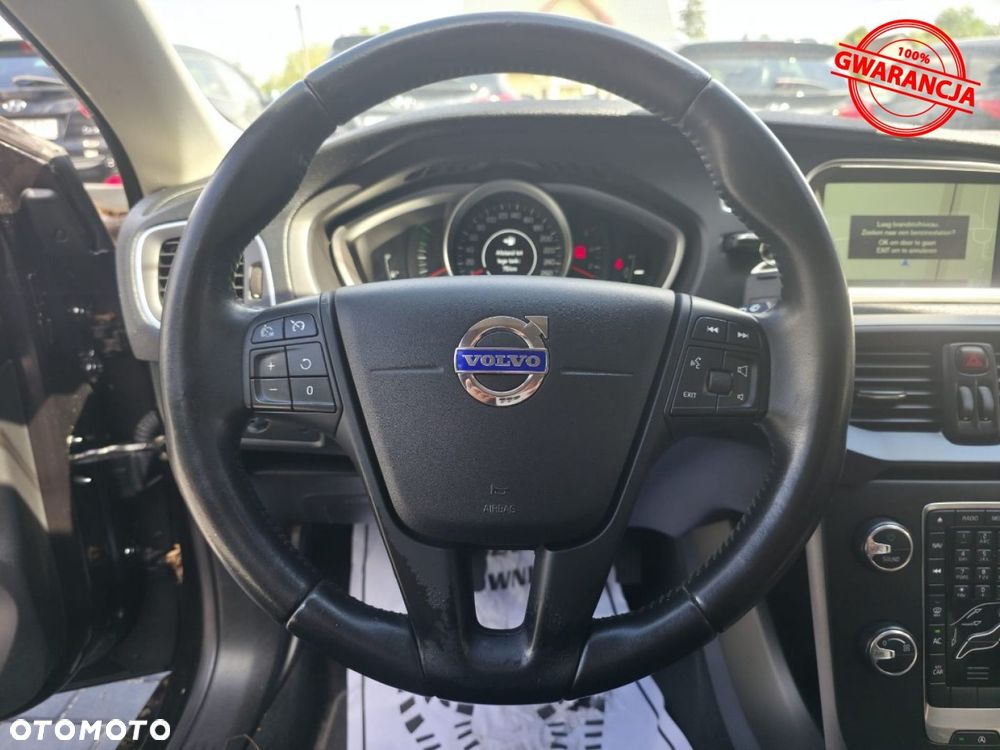 Volvo V40 D2 Drive-E R-Design Kinetic - 24