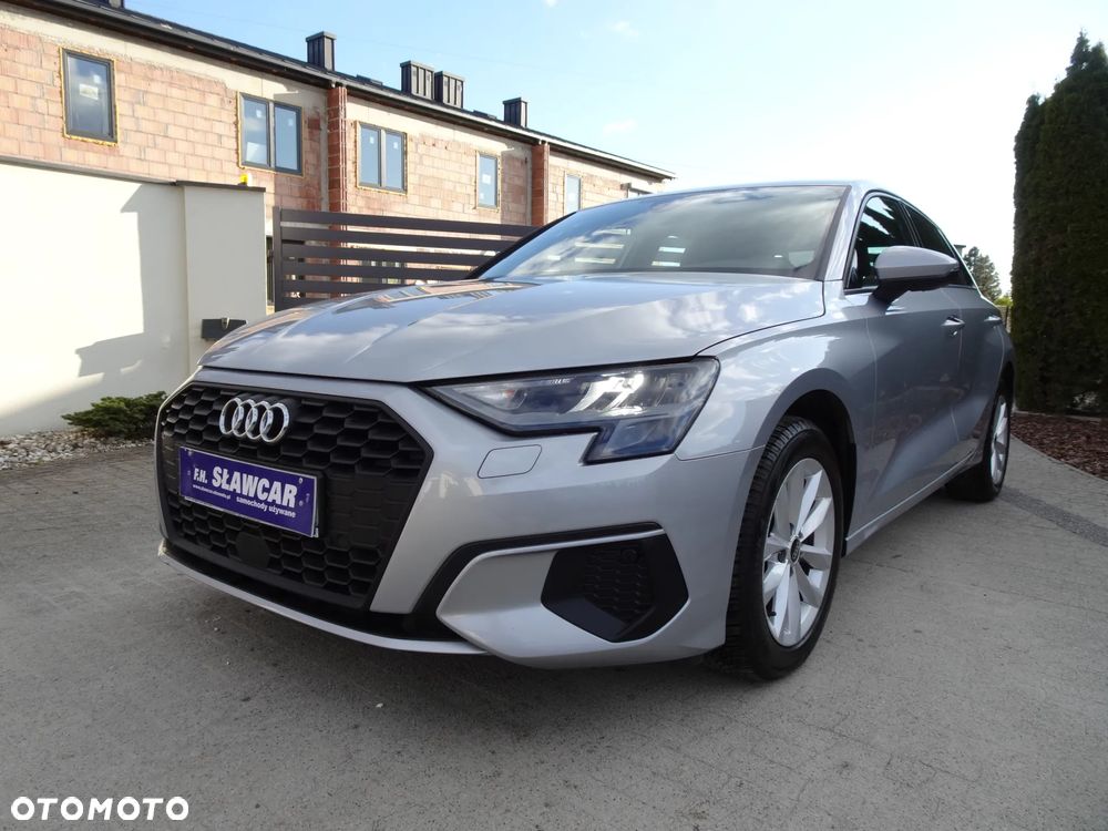 Audi A3 Sportback 30 TDI Advanced - 2