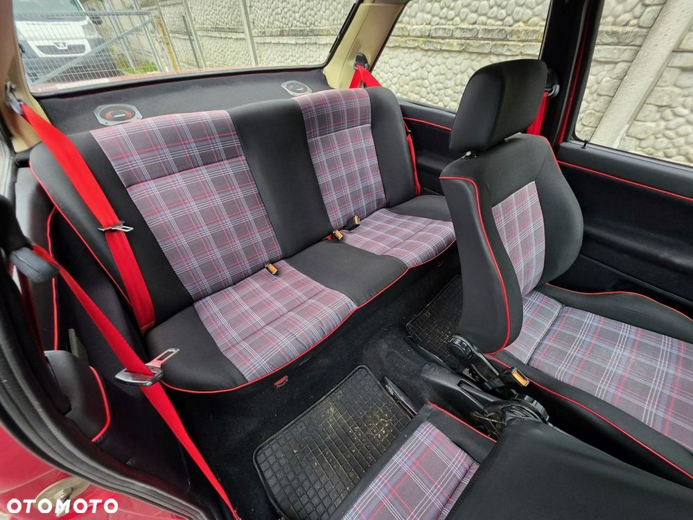 Volkswagen Jetta 1.3 GL - 22
