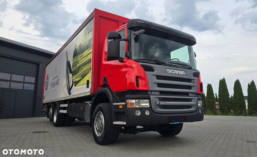 Scania P380 6x2 Euro 5 bez EGR! full air napojówka kurierka 20 palet otwierane boki rama do zabudowy! - 2