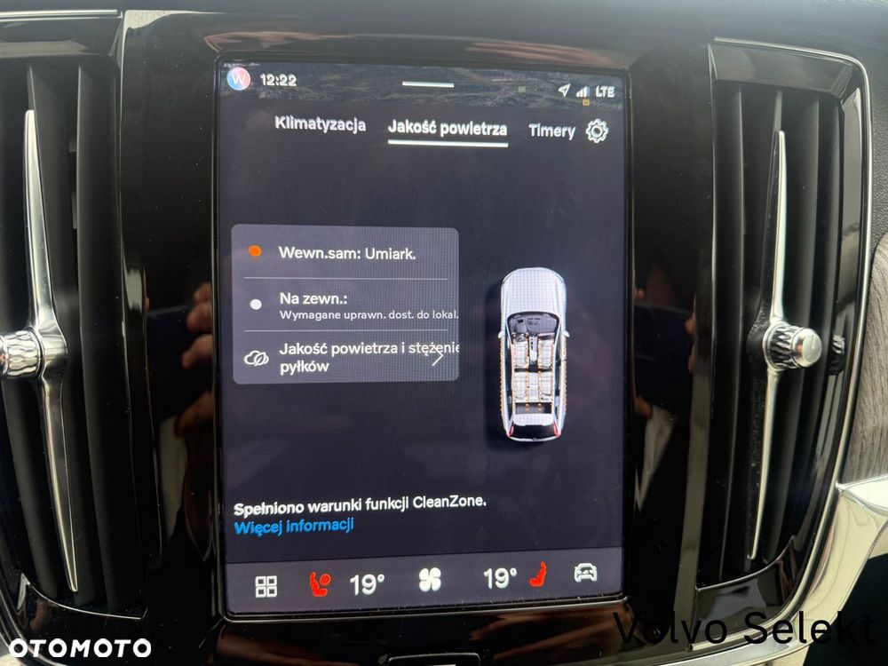 Volvo V90 Cross Country - 23
