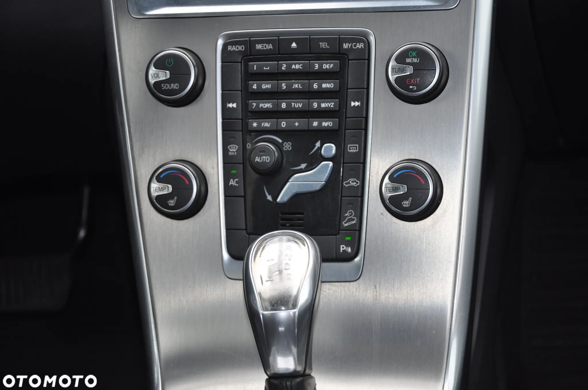 Volvo XC 60 - 32