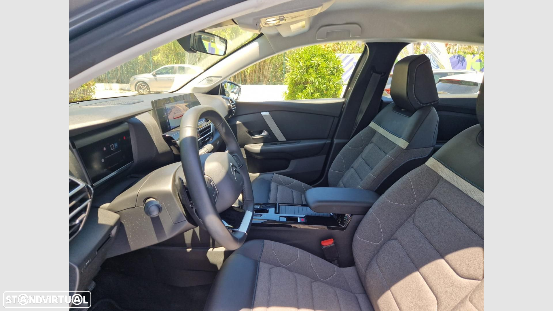 Citroën C4 X 1.2 PureTech Feel Pack EAT8 - 8