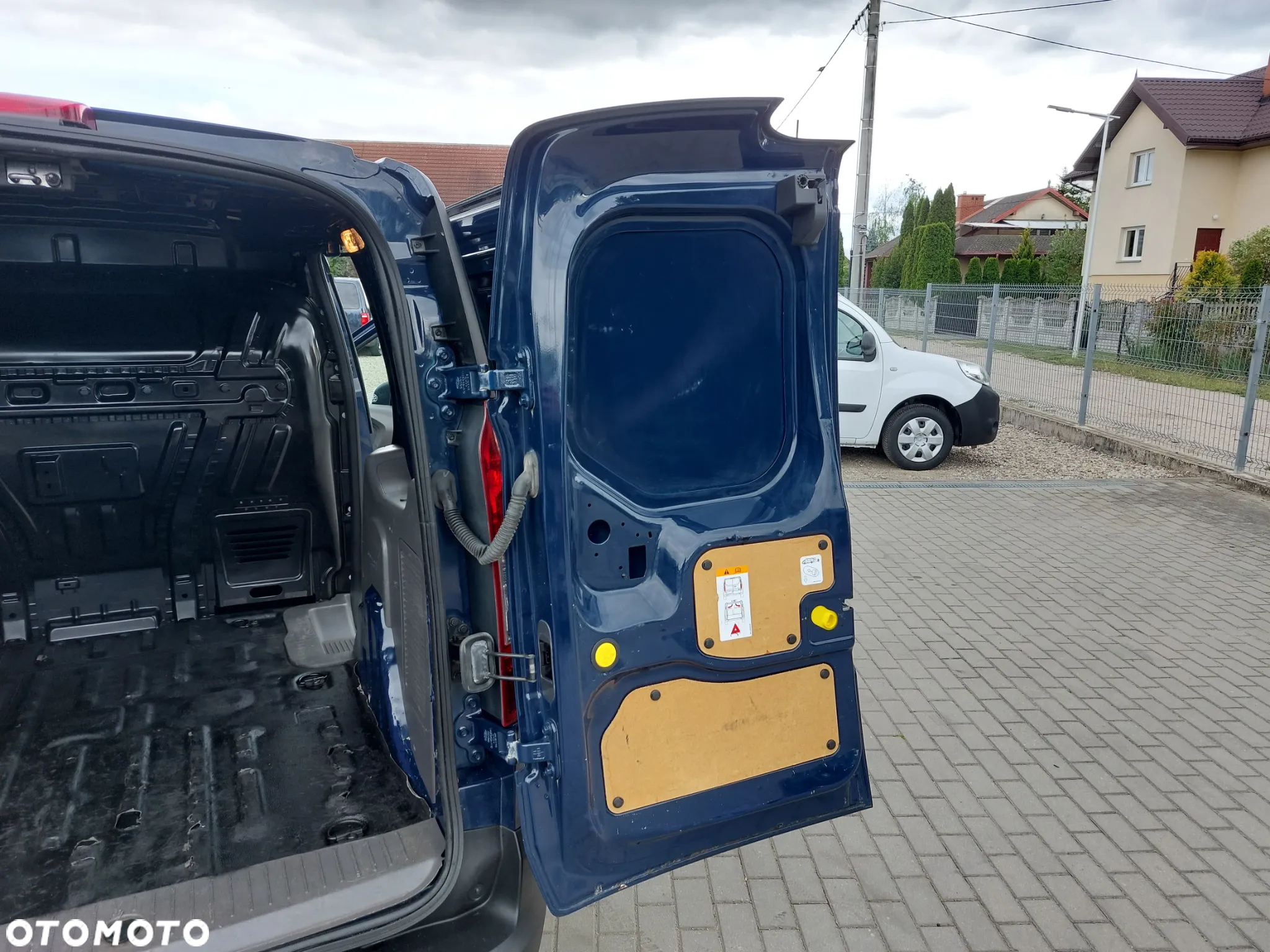 Ford Transit Connect 220 L1 Trend - 20