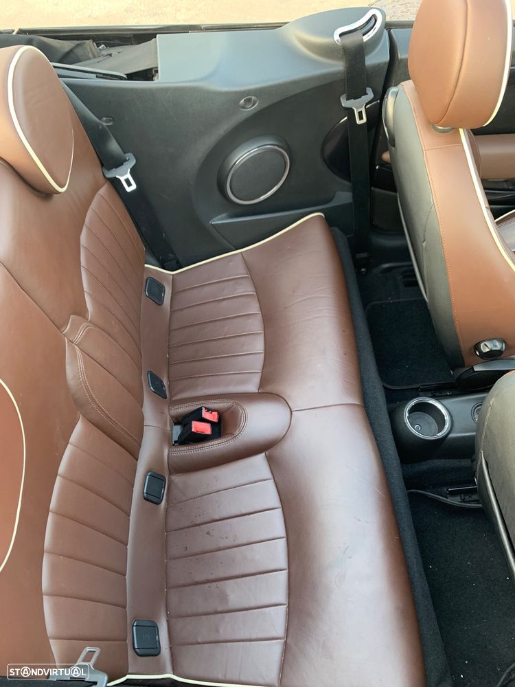 MINI Cabrio Cooper - 21