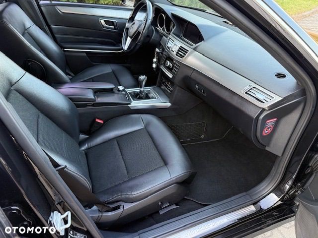 Mercedes-Benz Klasa E 200 CDI BlueEff - 12