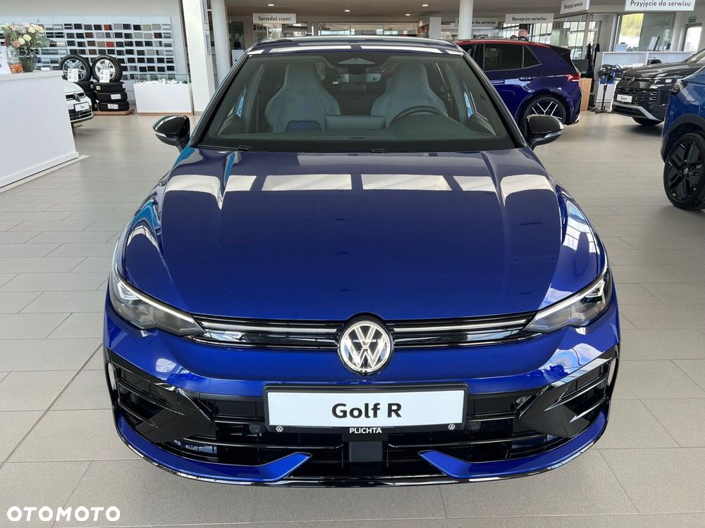 Volkswagen Golf - 2
