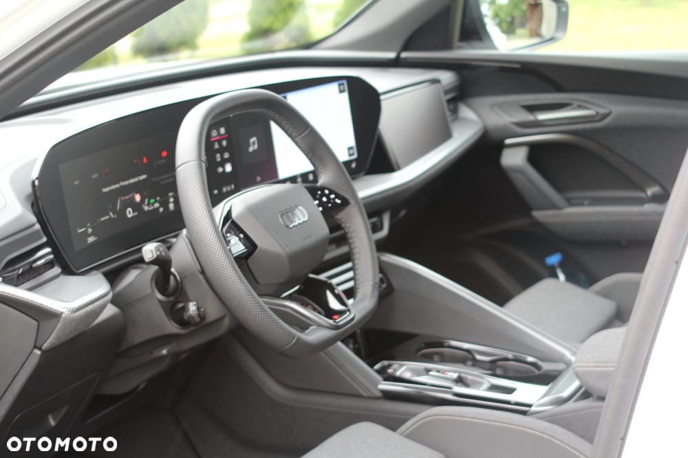 Audi Q5 2025 photo 4