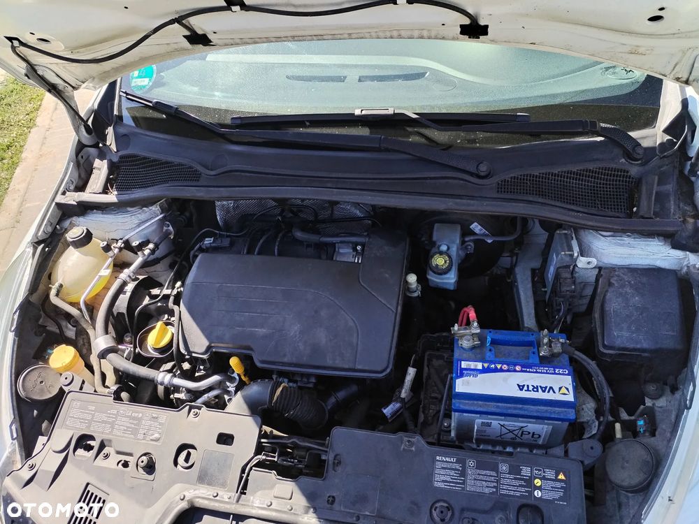 Renault Clio - 28