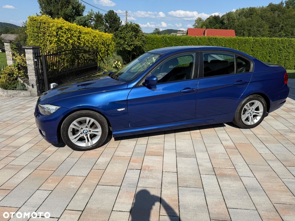 BMW Seria 3 320i - 3