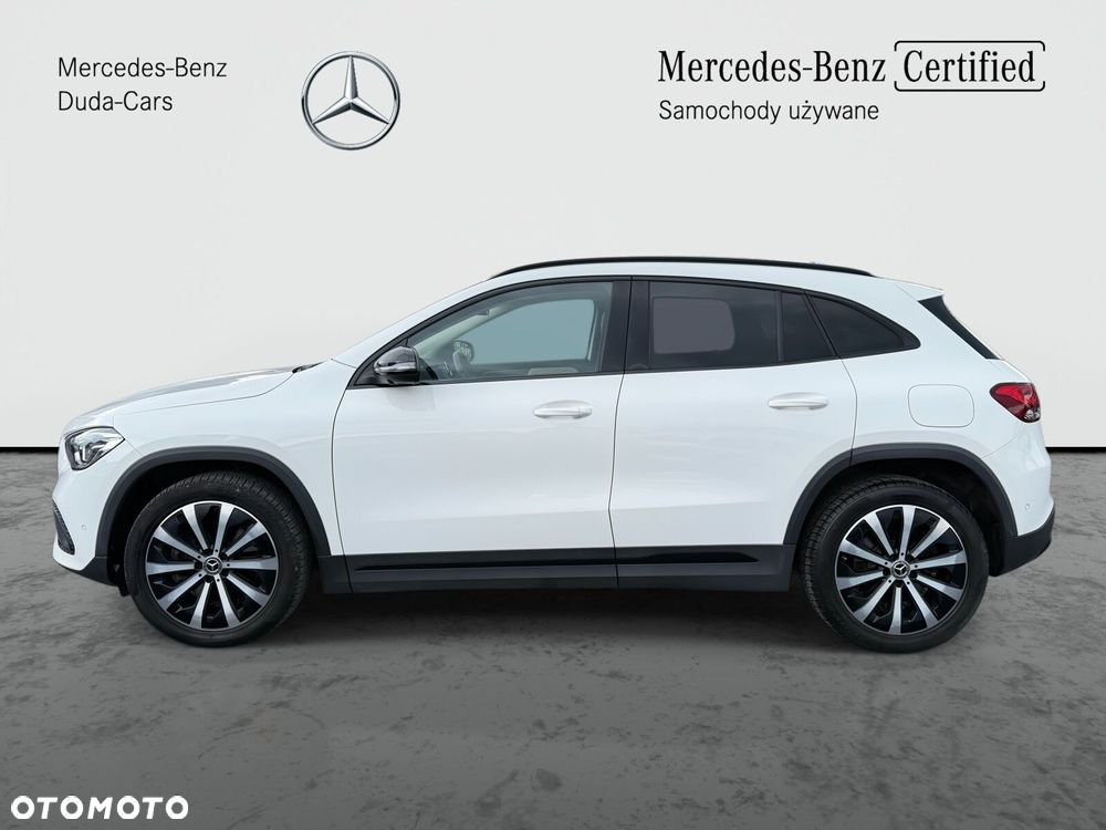 Mercedes-Benz GLA 250 4-Matic Progressive - 3