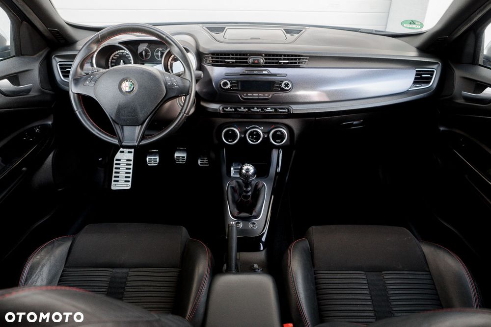Alfa Romeo Giulietta 1.4 TB 16V Turismo - 29