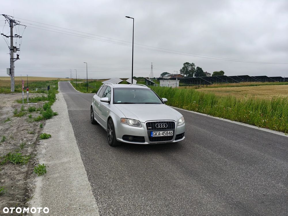 Audi A4 Avant 2.0 T FSI quattro - 1