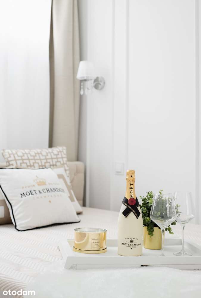 LUX Śródmieście Centrum Warszawa 2 pokojowy apartament Glamour metro