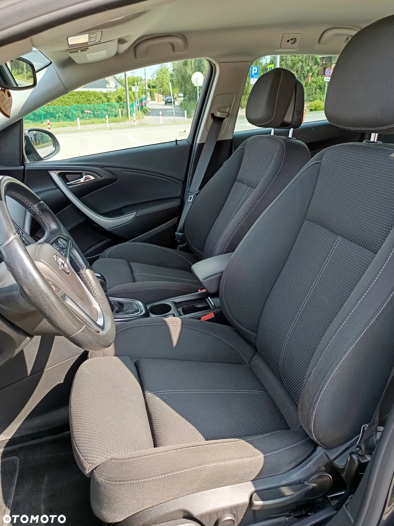 Opel Astra IV 1.4 T Sport - 11