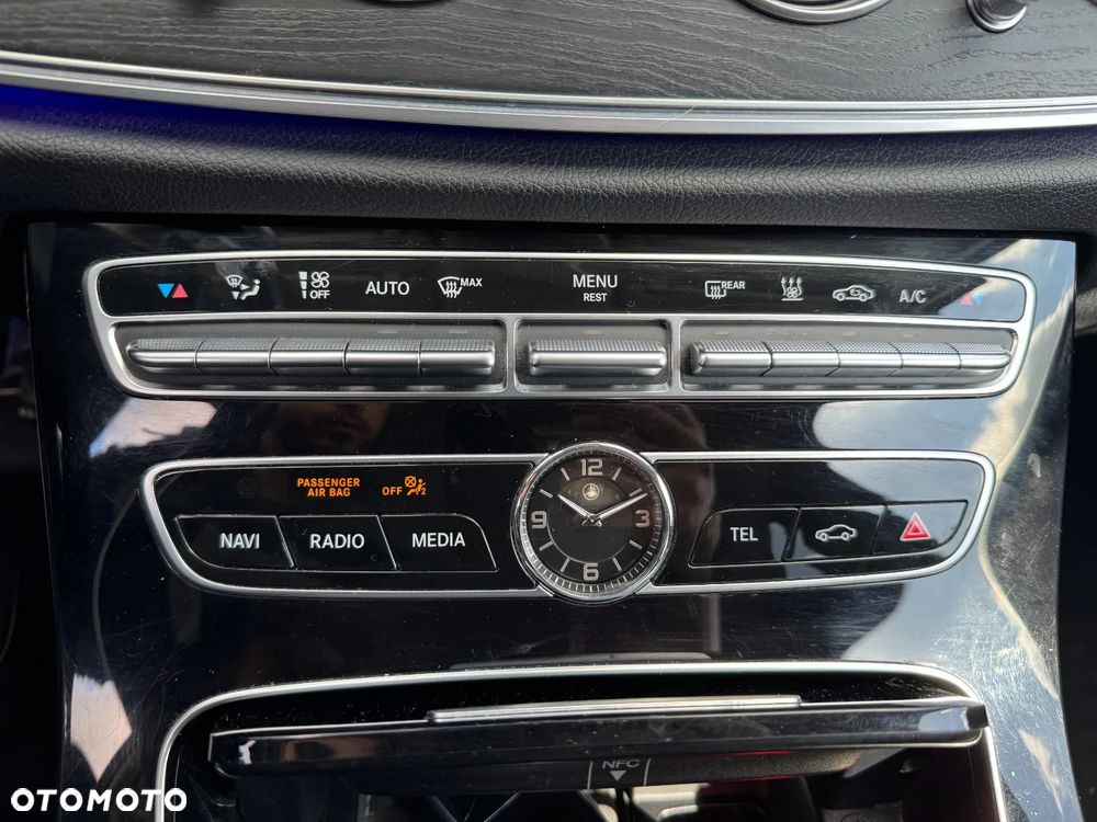 Mercedes-Benz Klasa E 220 d 4-Matic 9G-TRONIC - 10