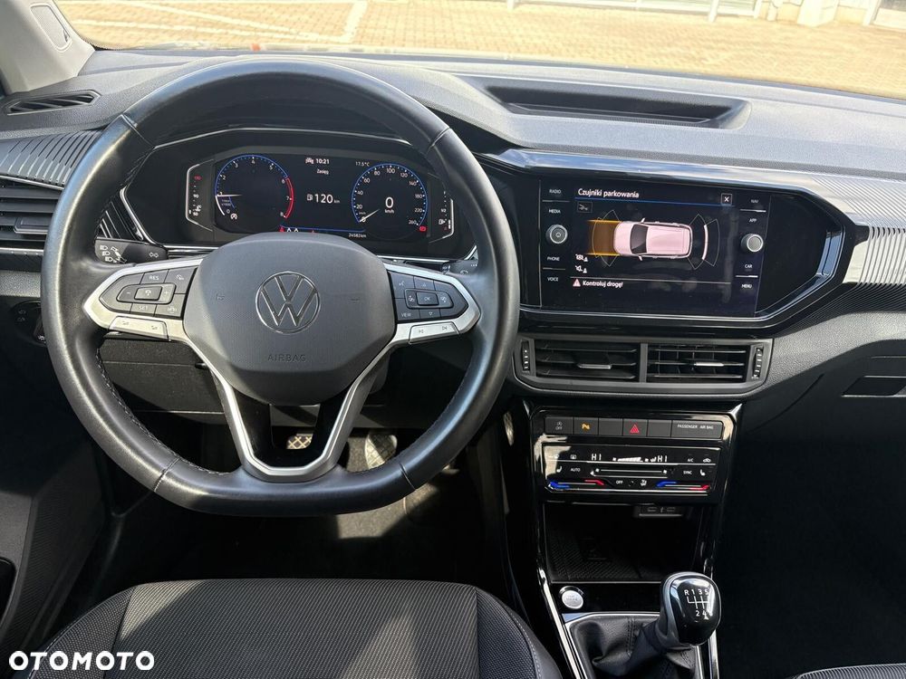Volkswagen T-Cross - 11