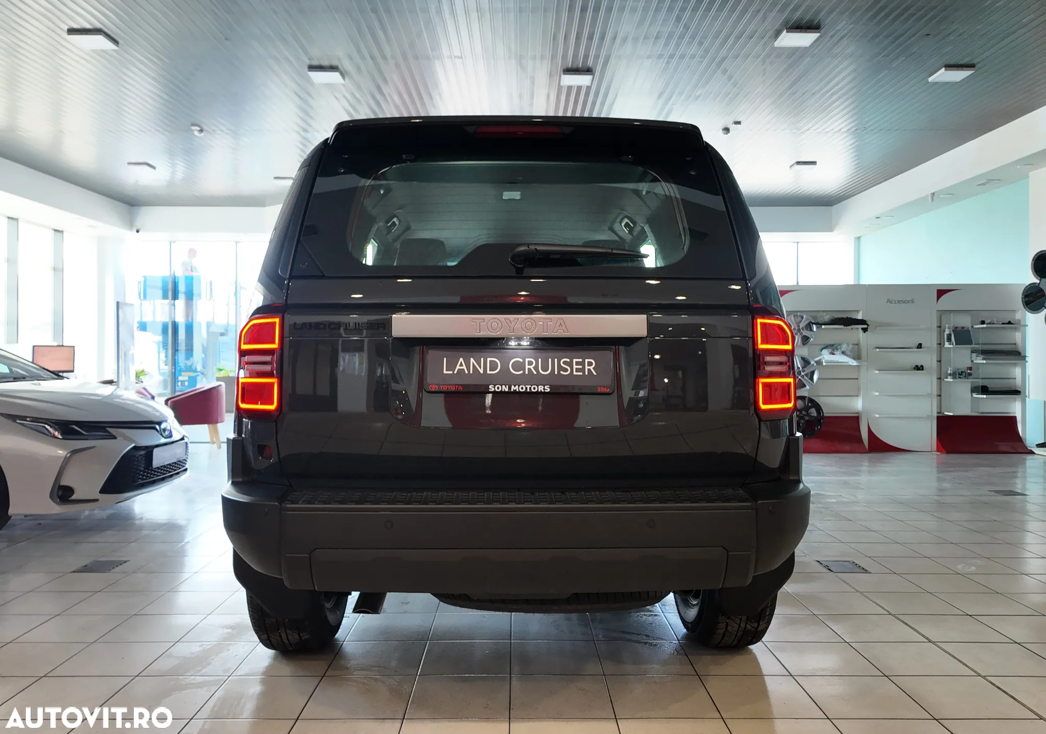 Toyota Land Cruiser 250 2.8l D-4D 204 CP A/T 5 locuri Dynamic - 4