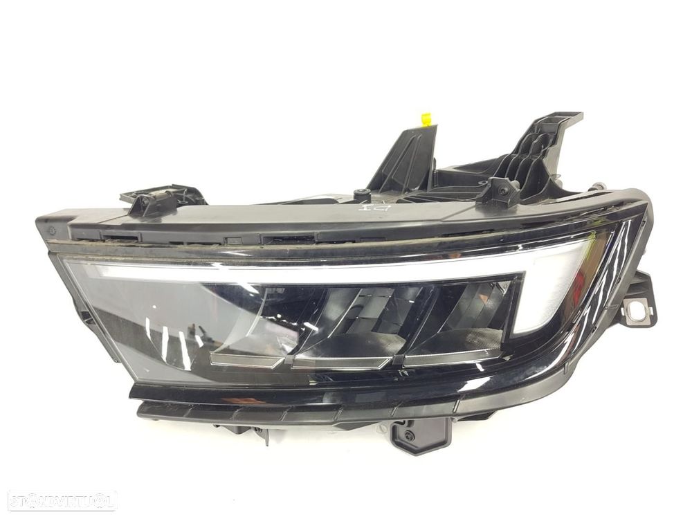 FAROL ESQUERDO OPEL ASTRA L SPORTS TOURER - 1
