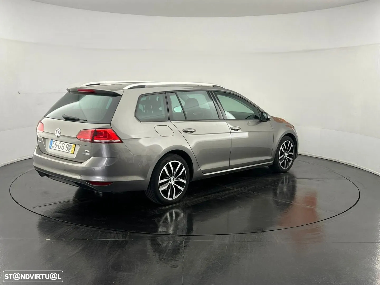 VW Golf Variant 1.6 TDi Confortline - 4