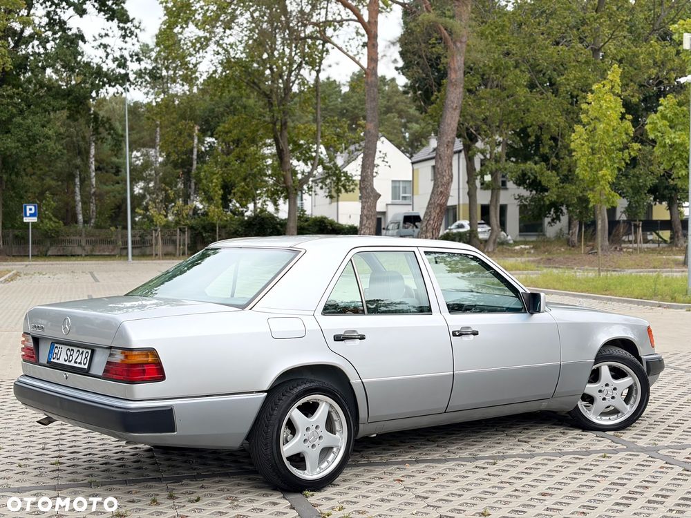 Mercedes-Benz W124 (1984-1993) - 4