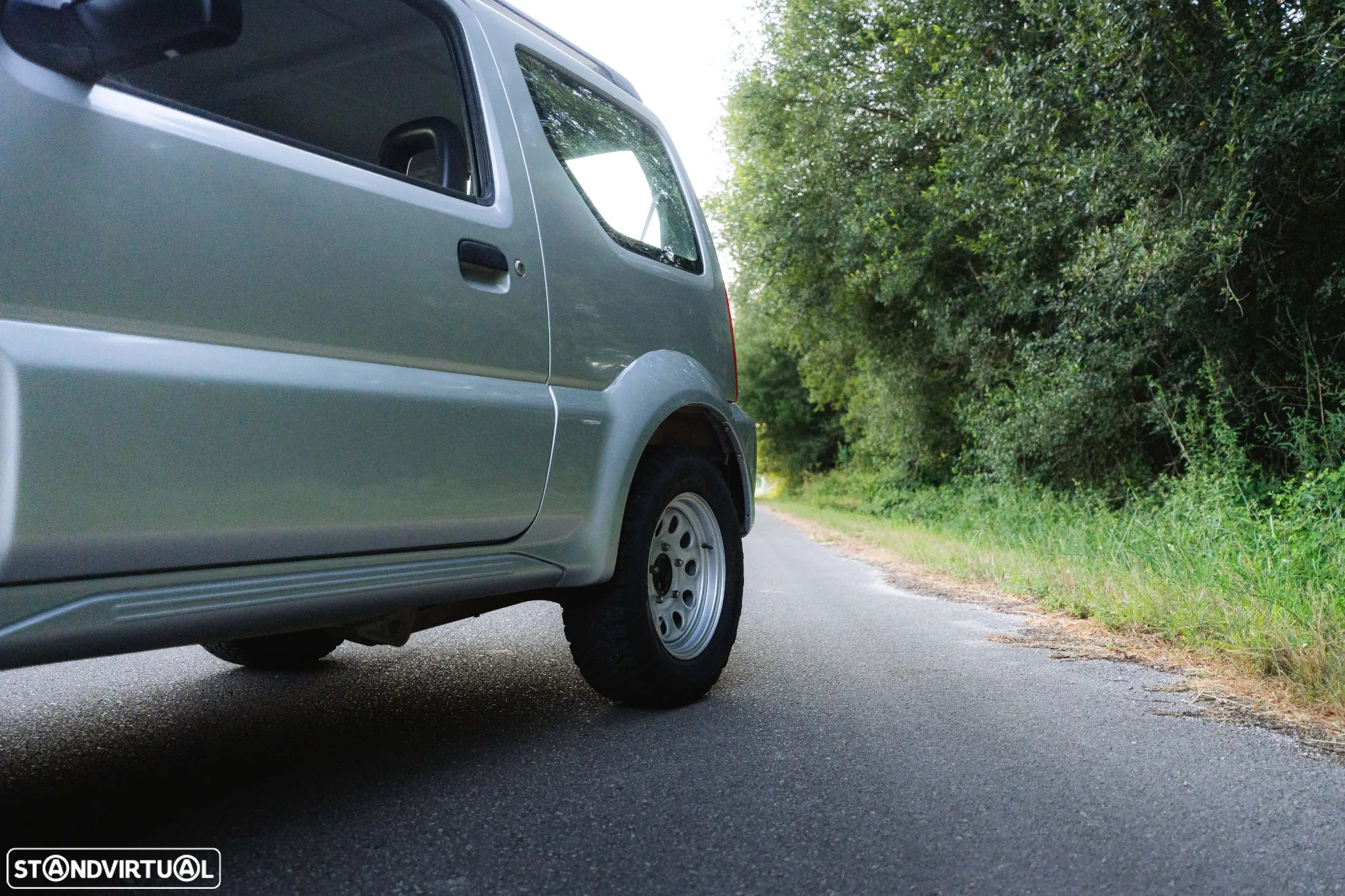 Suzuki Jimny 1.3 16V Metal Top - 12