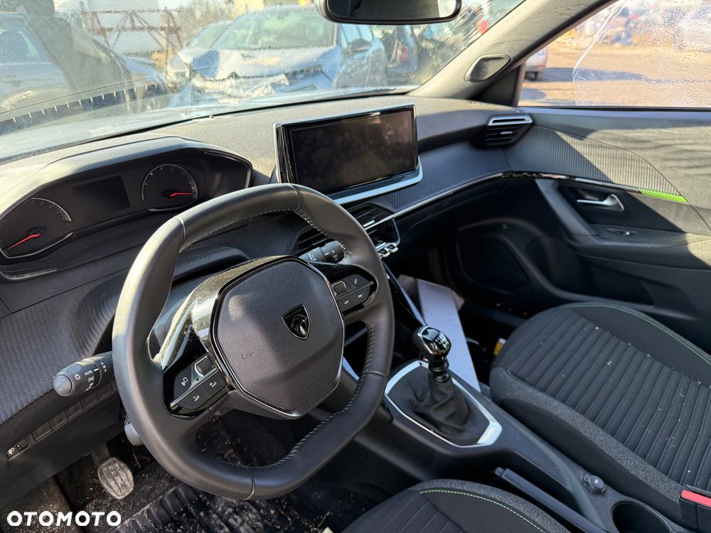Peugeot 2008 - 5