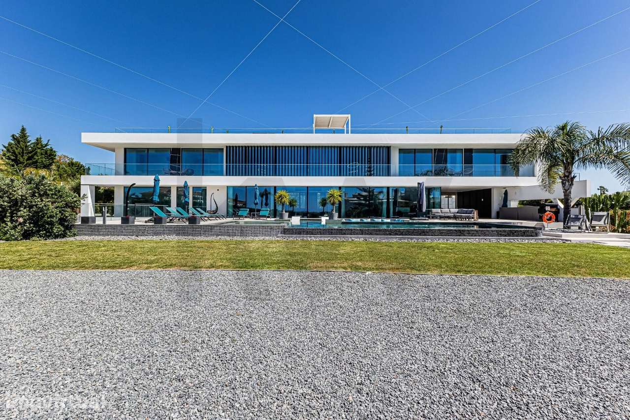 Moradia de Luxo Com 5 Quartos, Piscina Aquecida e a 3 Minutos da Praia - Grande imagem: 2/45