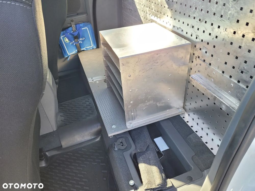 Ford Ranger XLT - 16