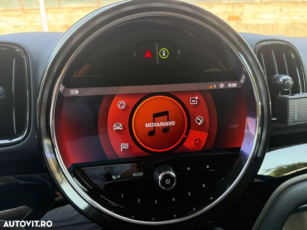 Mini Countryman Cooper S E ALL4 AT - 24