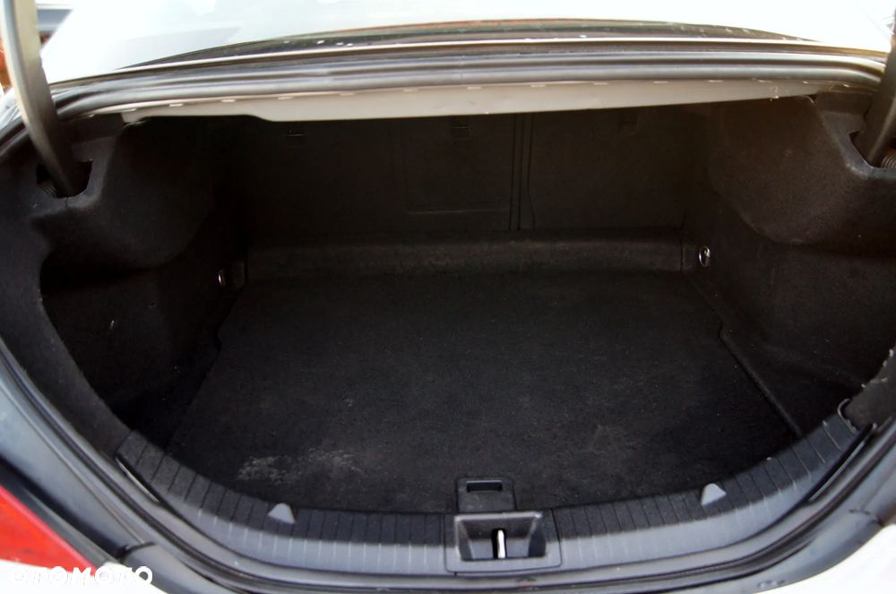 Mercedes-Benz CLA 200 CDI - 25