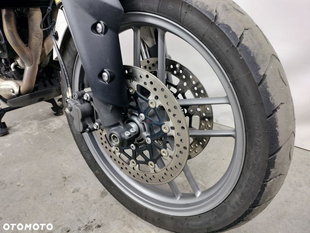 Triumph Tiger - 3