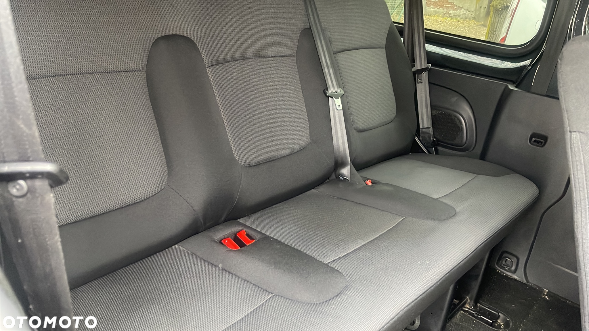 Renault Trafic - 11